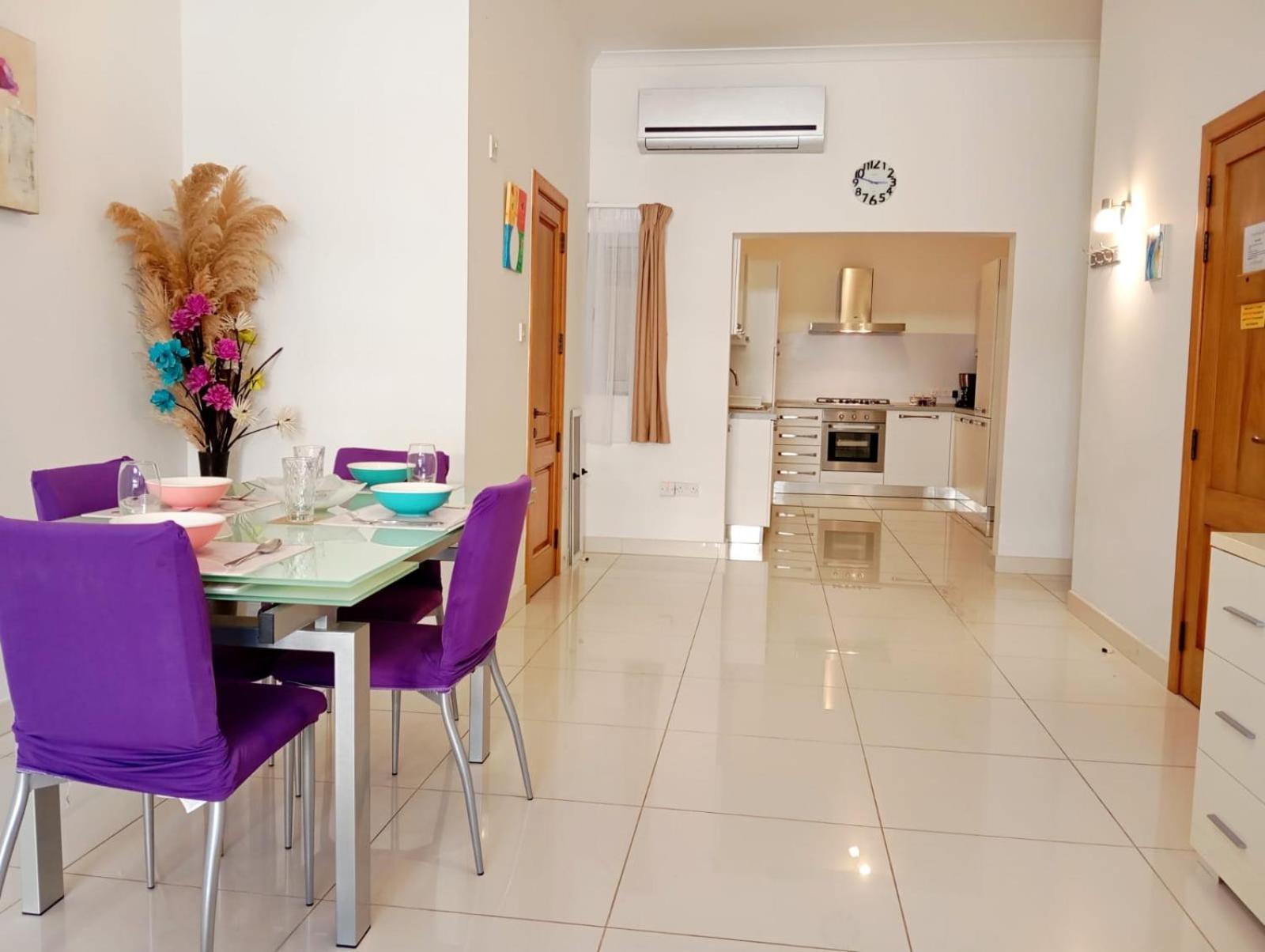 Modern Apartment In The Heart Of Sliema Steps From The Seafront Dış mekan fotoğraf
